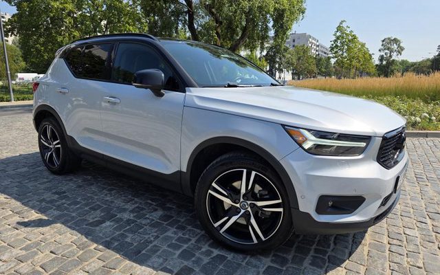 Volvo XC40 2021