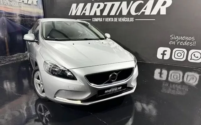 VOLVO V40 V40 D2 Kinetic 120