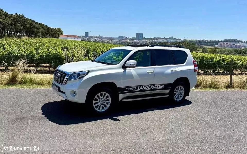 Toyota Land Cruiser 2.8 D-4D Auto Executive