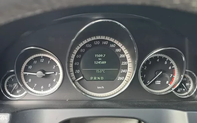 Mercedes-Benz E 250 CGI Elegance BlueEfficiency