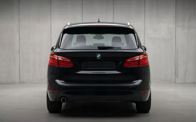 BMW 216 Active Tourer d Auto