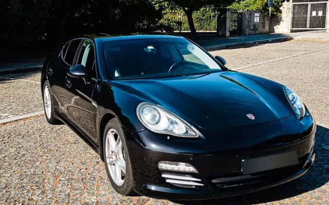 Porsche Panamera 4 PDK