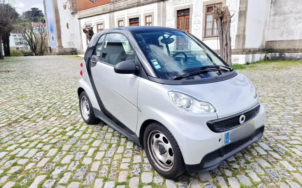 Smart ForTwo Coupé 1.0 mhd Pure 61