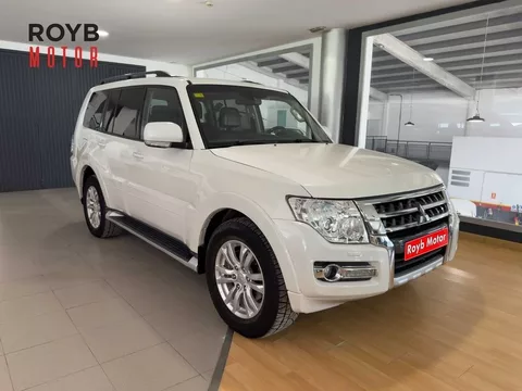 MITSUBISHI Montero 3.2 DI-D Kaiteki Auto