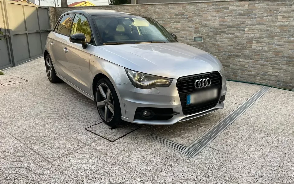 Audi A1 Sportback 1.6 TDI S-line
