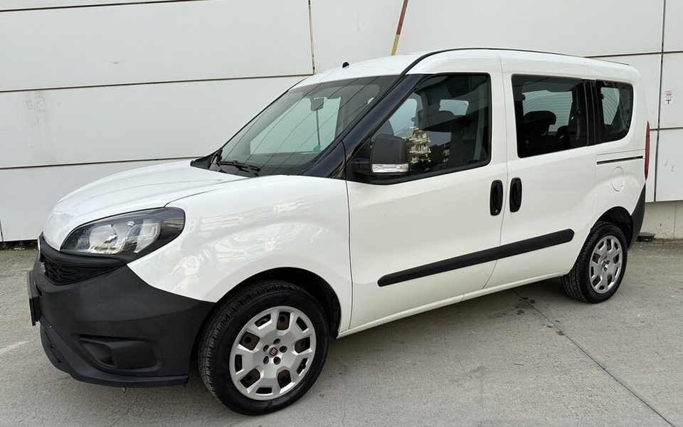 Fiat Doblo 7ΘΕΣΙΟ ΕΛΛΗΝΙΚΗΣ ΑΝΤΙΠΡΟΣΩΠΕΙΑΣ