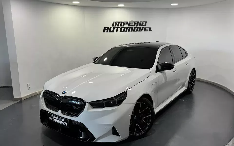 BMW M5 Standard