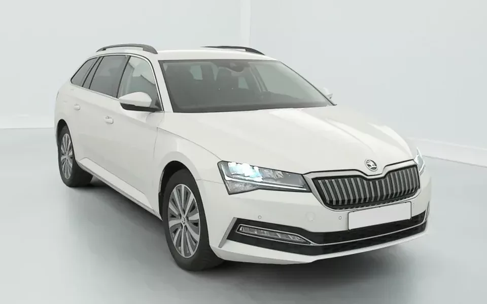 Skoda Superb Combi 1.4 TSI PHEV 218 CH DSG6 BUSINESS Occasion