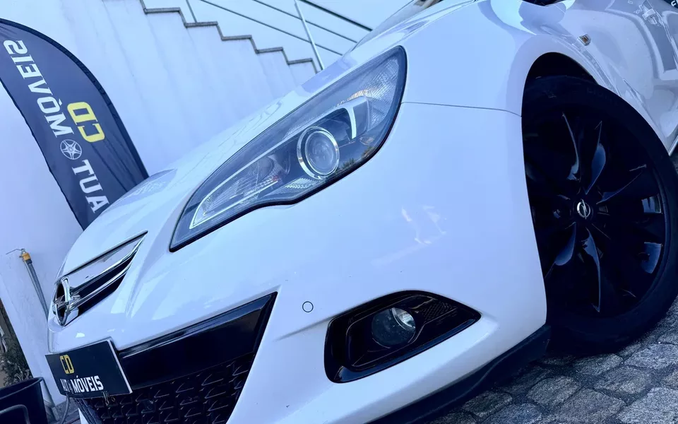 Opel Astra GTC 1.4 T