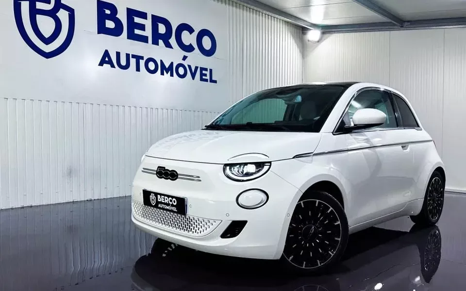 Fiat 500e La Prima