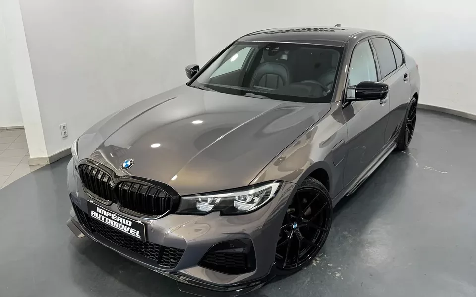 BMW 330 e Pack M Auto