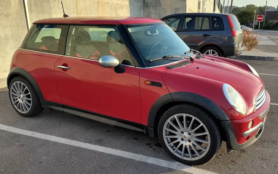 MINI Coupé