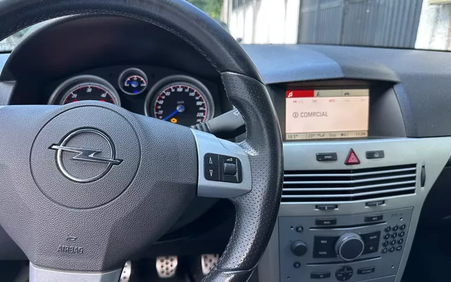 Opel Astra GTC 1.7 CDTi