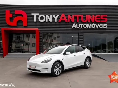 Tesla Model Y Standard