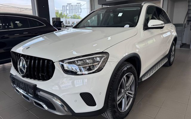 Mercedes-Benz GLC 300 2022 DE 4MATIC PLUG-IN 306PS SUNROOF!
