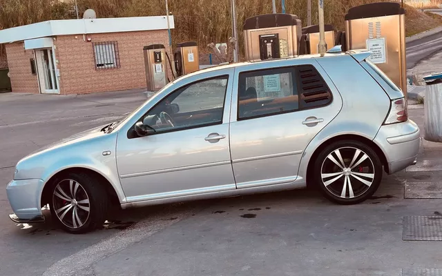 VW Golf