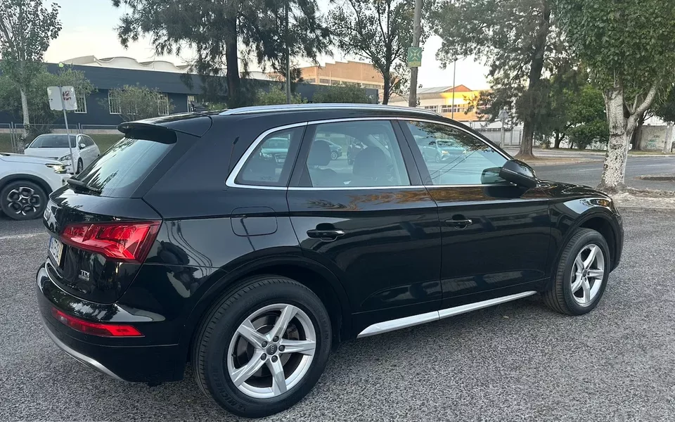 Audi Q5 2.0 TDi quattro Business Line S-line S-tronic