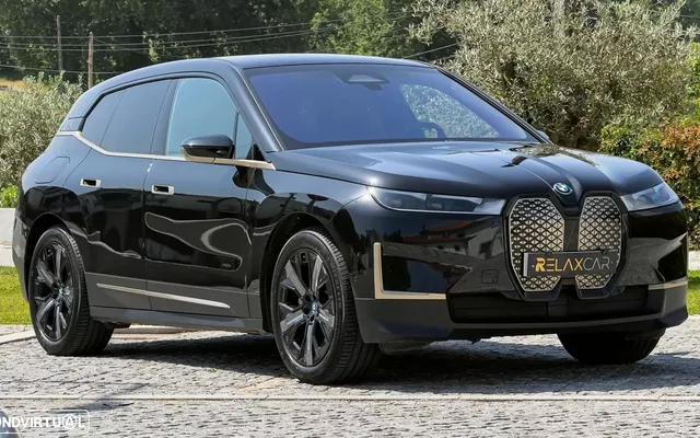 BMW iX xDrive 40