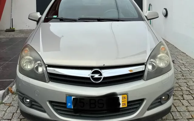 Opel Astra GTC 1.3 CDTi