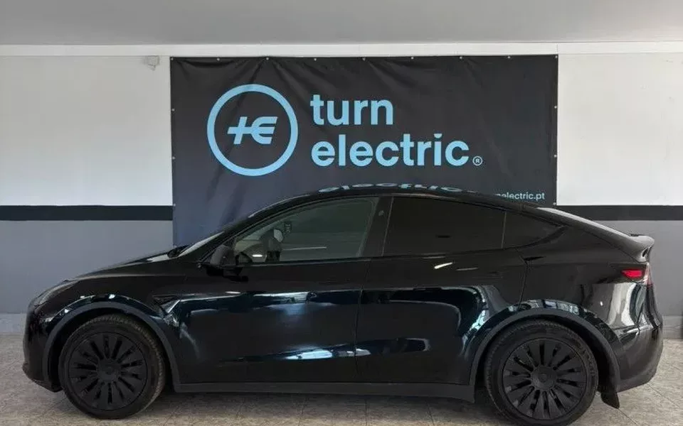 Tesla Model Y Tração Traseira