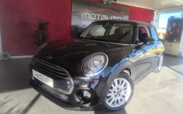 MINI 3 Portas