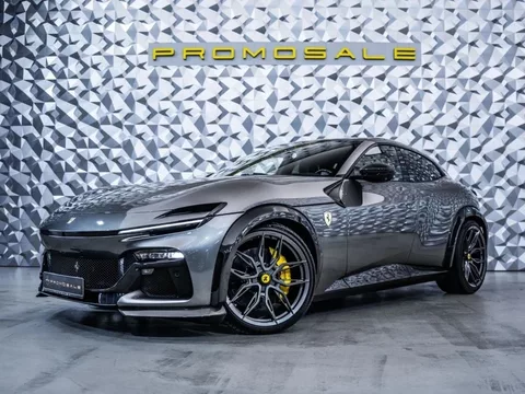 FERRARI Purosangue Purosangue 6.5