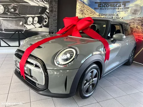 MINI 3 Portas Cooper SE Classic