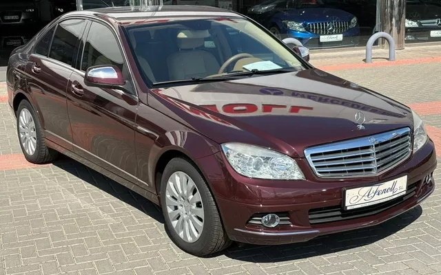 MERCEDES-BENZ Clase C C 220CDI Elegance Aut.