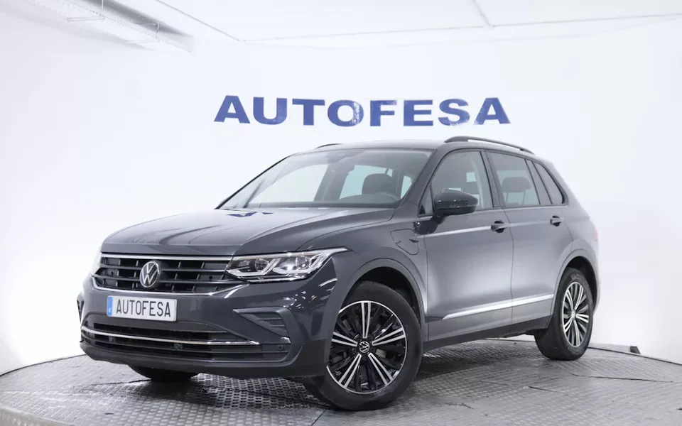 Volkswagen Tiguan 1.4 TSI E-HYBRID LIFE AUTO 245CV 5P #IVA DEDUCIBLE, NAVY, PARKTRONIC