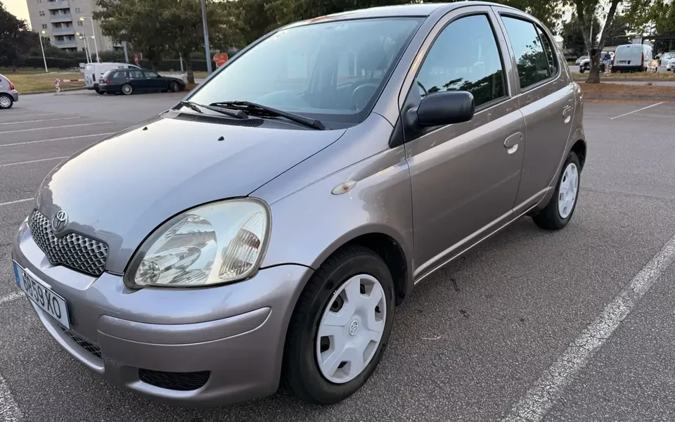 Toyota Yaris 1.0 Sol AC