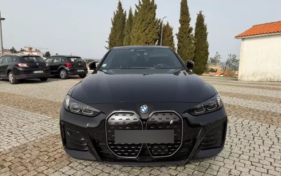 BMW i4