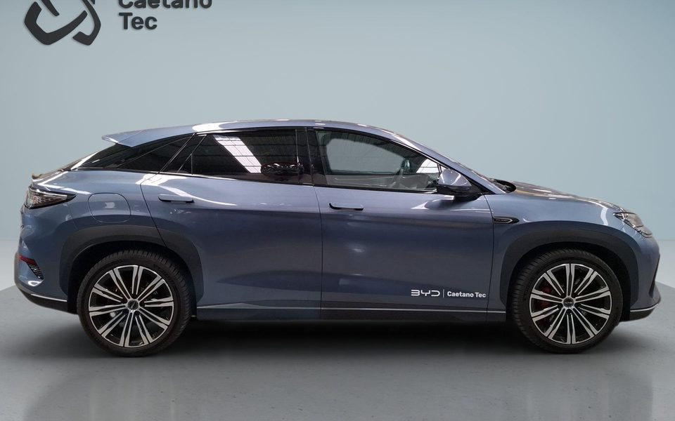 BYD SEALION 7