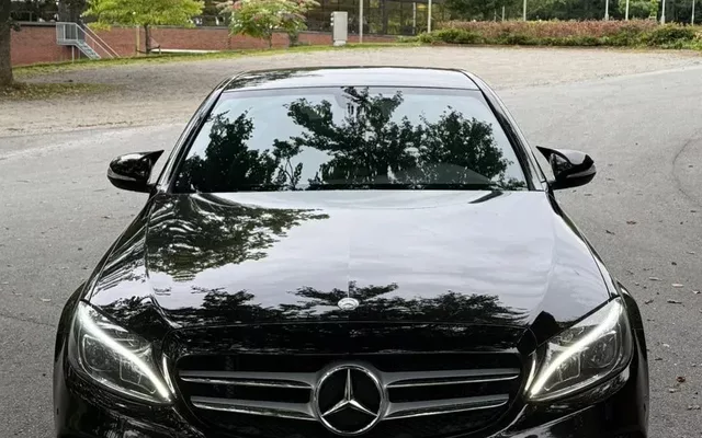 Mercedes-Benz MB180