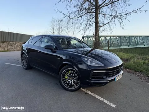 Porsche Cayenne Coupé E-Hybrid Platinum Edition