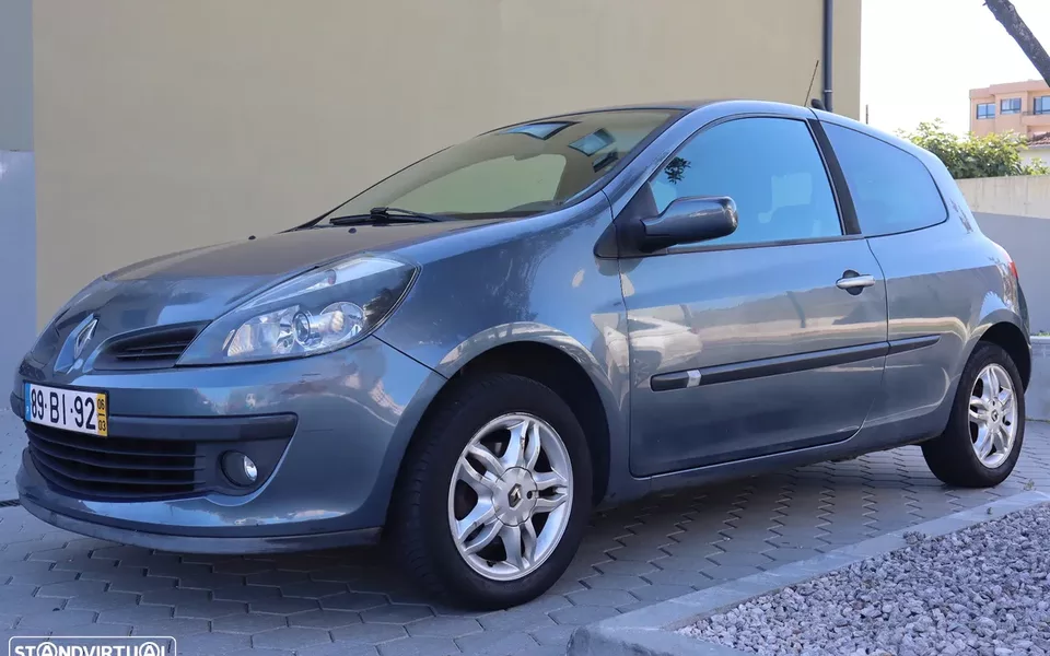 Renault Clio 1.2 16V Pack