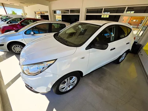 HYUNDAI ix35 ix35 1.6GDi GL Stadt Sky 4x2