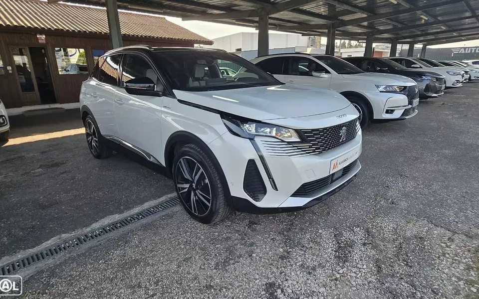 Peugeot 3008 1.6 Hybrid GT Pack e-EAT8