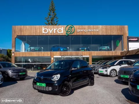 Renault Twingo E-Tech. 22 Urban Night