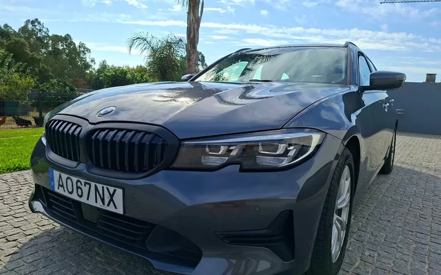 BMW 320 d Auto