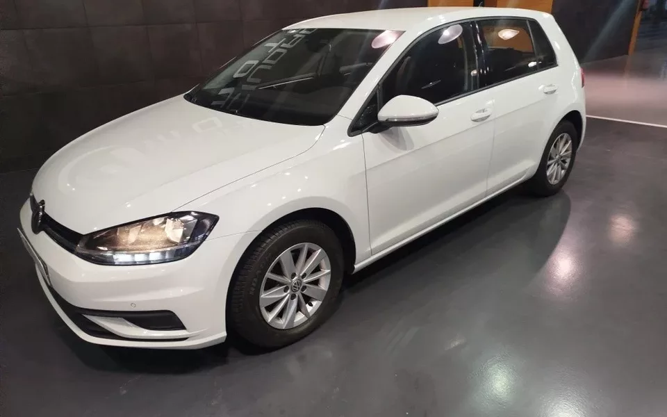 VOLKSWAGEN Golf Golf 1.0 TSI Business Edition 85kW