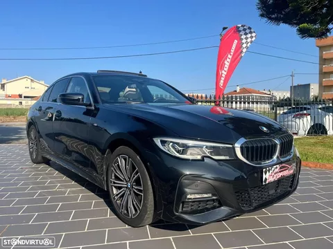BMW 330 e Pack Desportivo M Auto