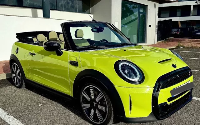 MINI Cabrio Cooper S Classic Auto Desportiva