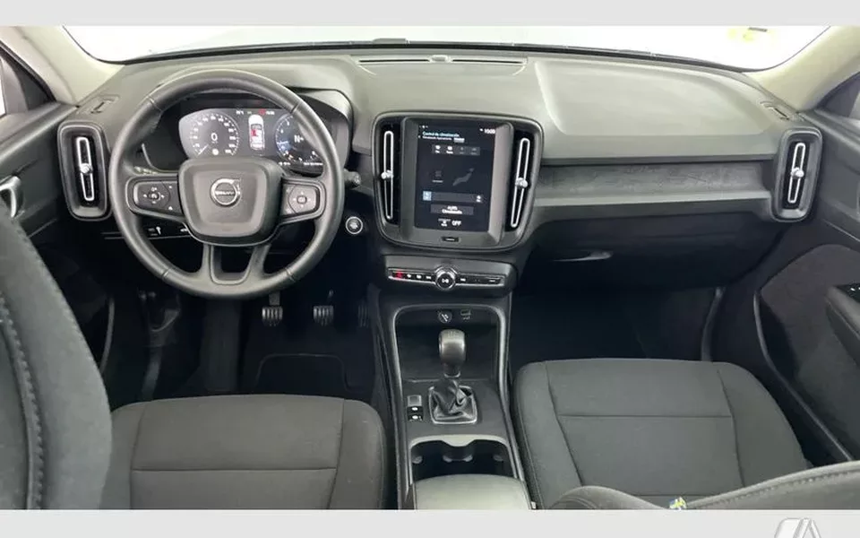 VOLVO XC40 XC40 T2 Essential