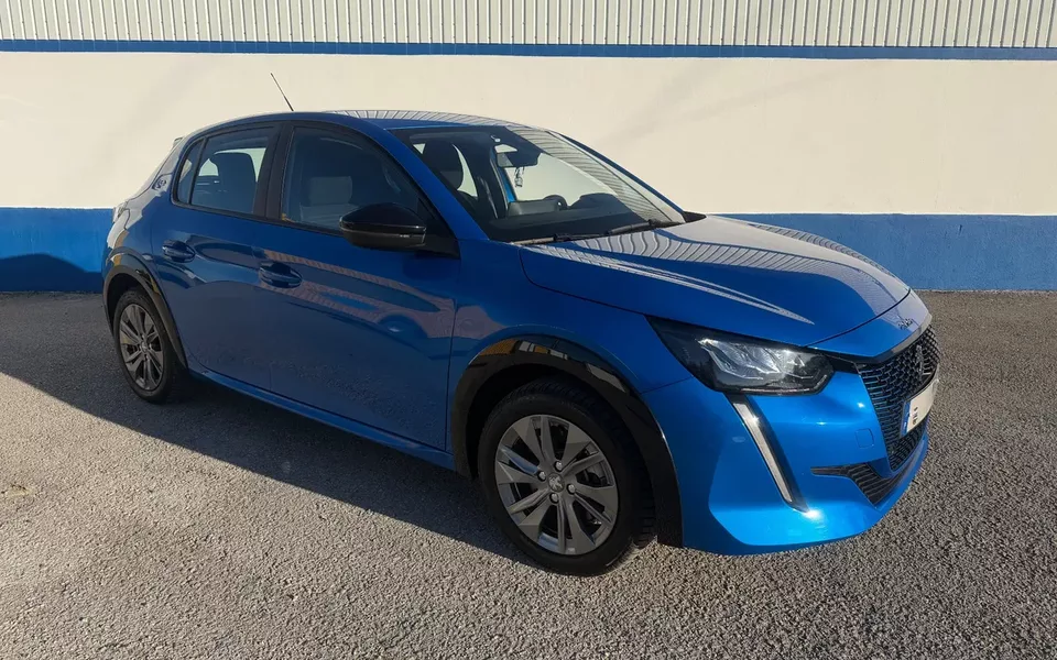 Peugeot e-208 Active