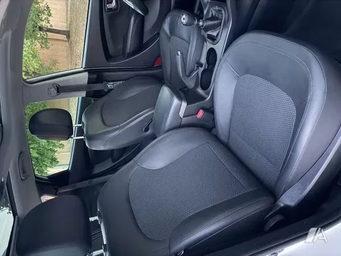 HYUNDAI ix35 ix35 2.0CRDI GLS Tecno Sky 4x2