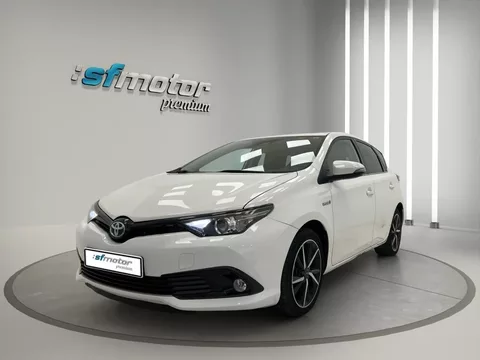 TOYOTA Auris Auris Touring Sports hybrid 140H Feel! Edition + Led - 18900€ en Toledo
