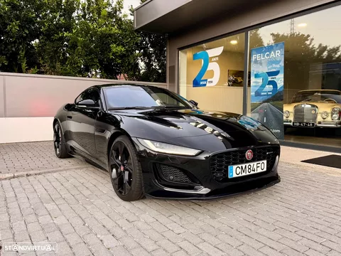 Jaguar F-Type 2.0 i4 R-Dynamic Black