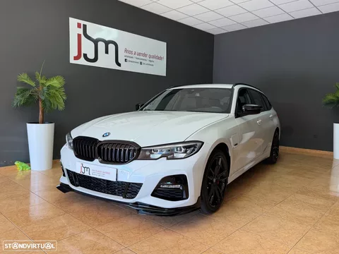 BMW 330 e Pack Desportivo M Auto