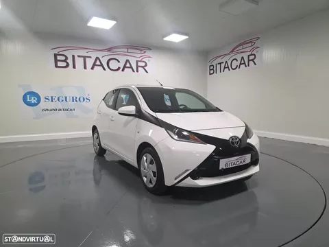 Toyota Aygo 1.0 X-Play Plus MM