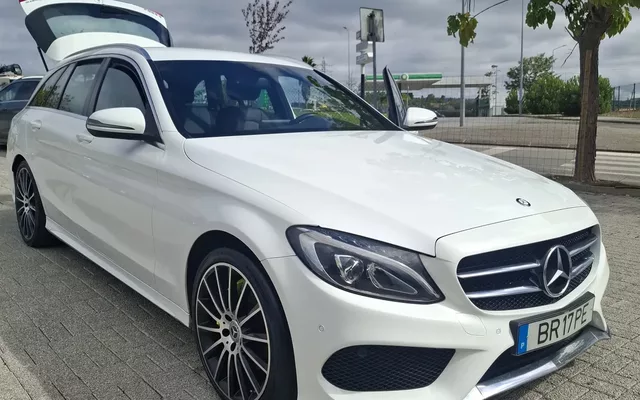Mercedes-Benz C 220 d Station 9G-TRONIC AMG Line